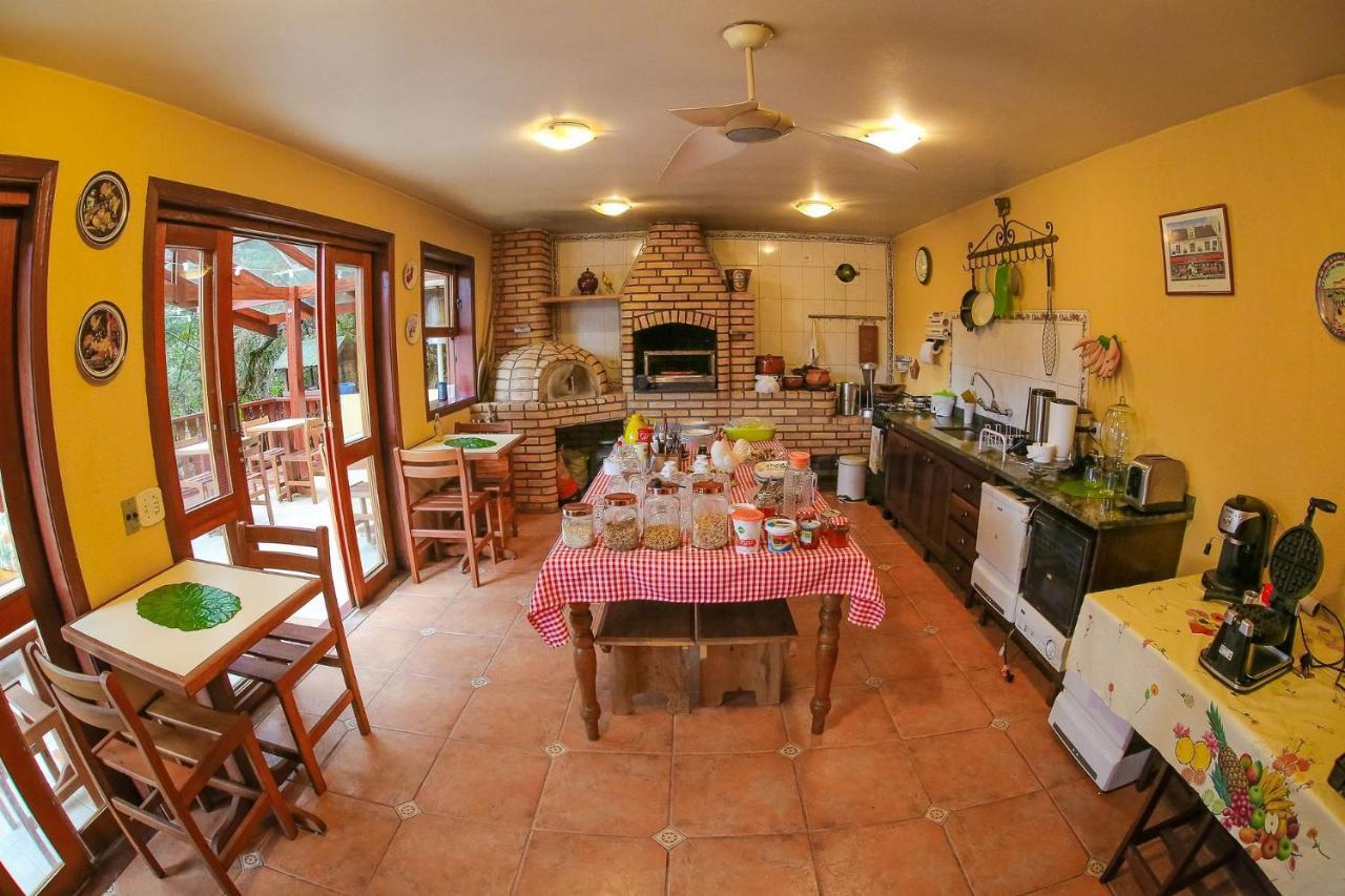 Campos do Jordão Mansao Austriaca Guesthouse מראה חיצוני תמונה