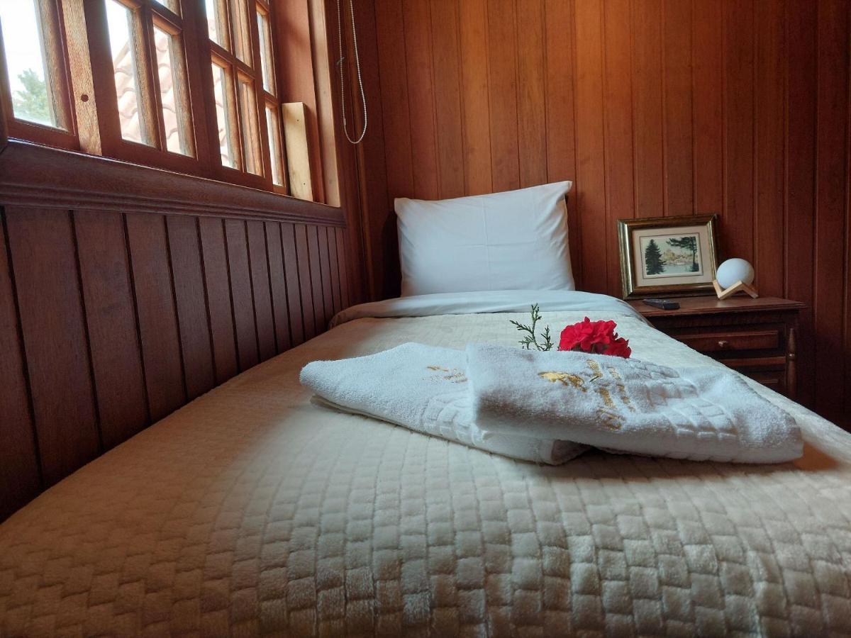 Campos do Jordão Mansao Austriaca Guesthouse מראה חיצוני תמונה